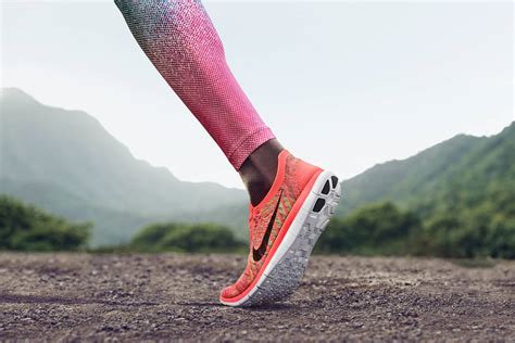 barefoot schoenen nike|nike minimalist running shoes.